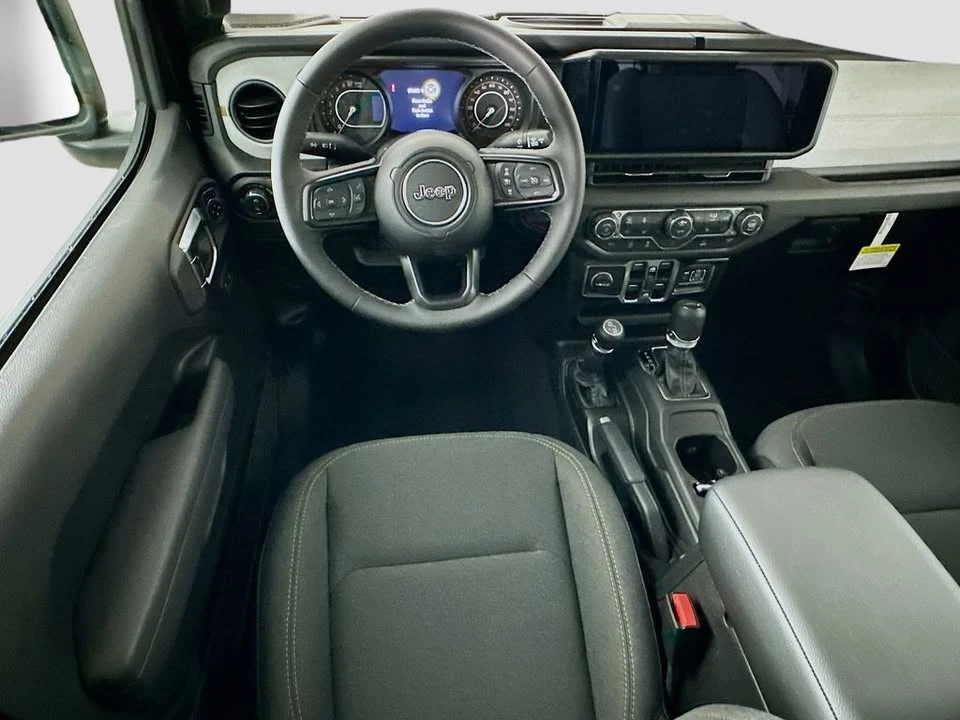 2026 Jeep JT Gladiator - Image 18 of 20
