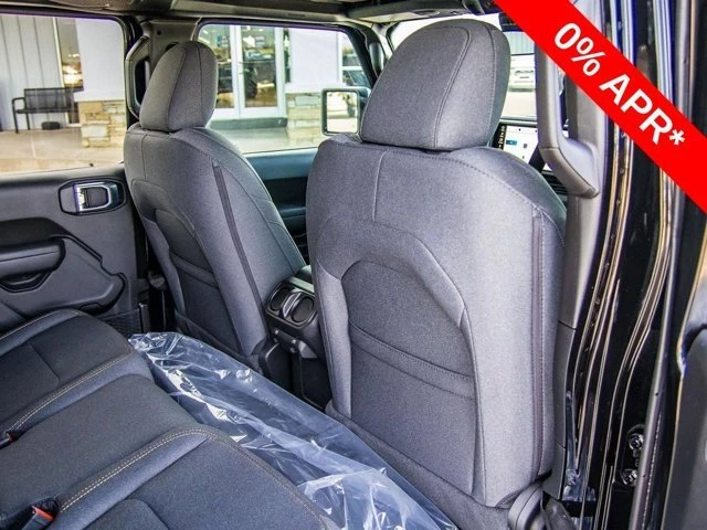 2026 Jeep JT Gladiator - Image 18 of 20