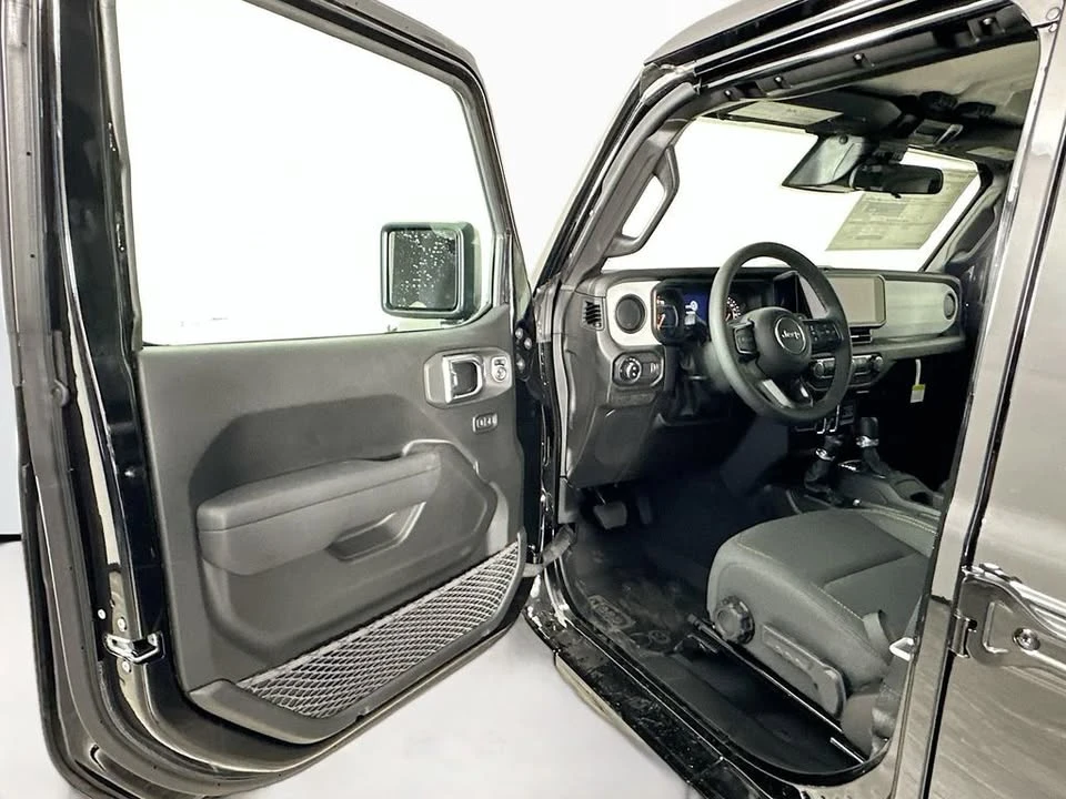 2026 Jeep JT Gladiator - Image 20 of 20