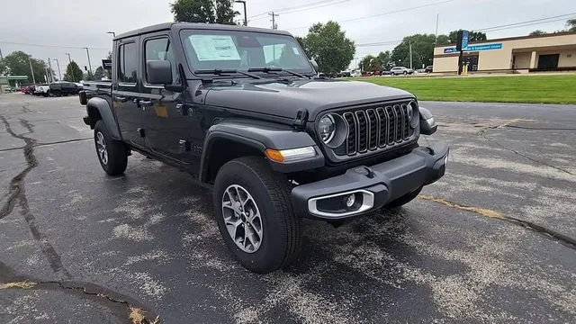 2026 Jeep Gladiator Sport S
