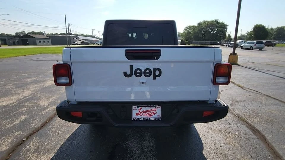 2026 Jeep JT Gladiator - Image 6 of 20