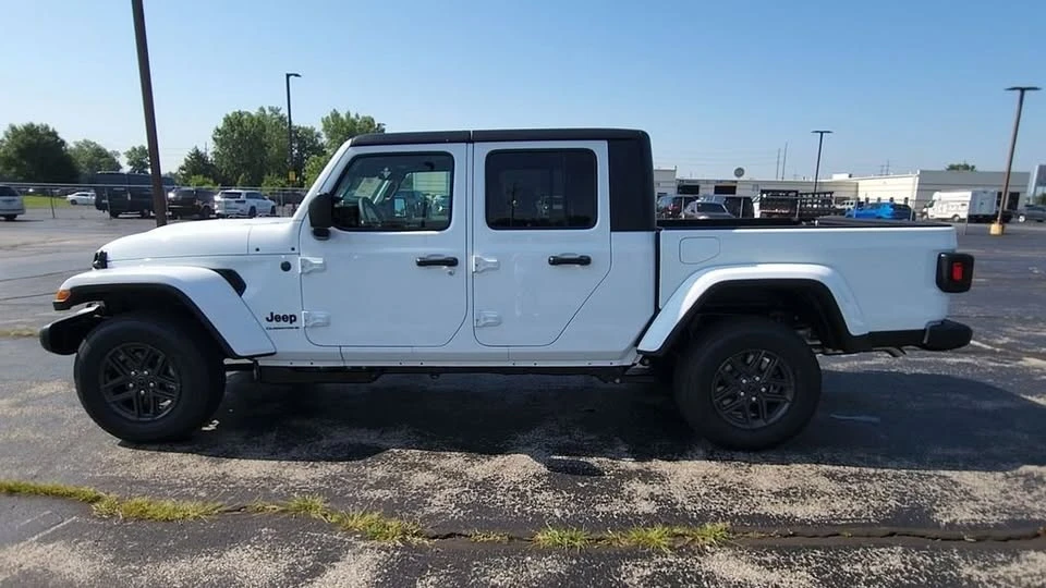 2026 Jeep JT Gladiator - Image 4 of 20