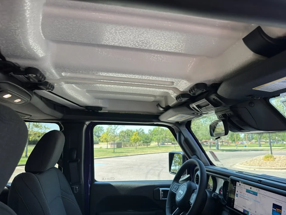 2026 Jeep JT Gladiator - Image 13 of 20