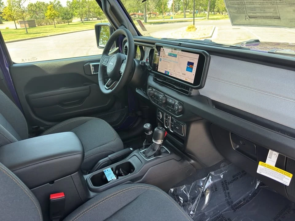 2026 Jeep JT Gladiator - Image 11 of 20