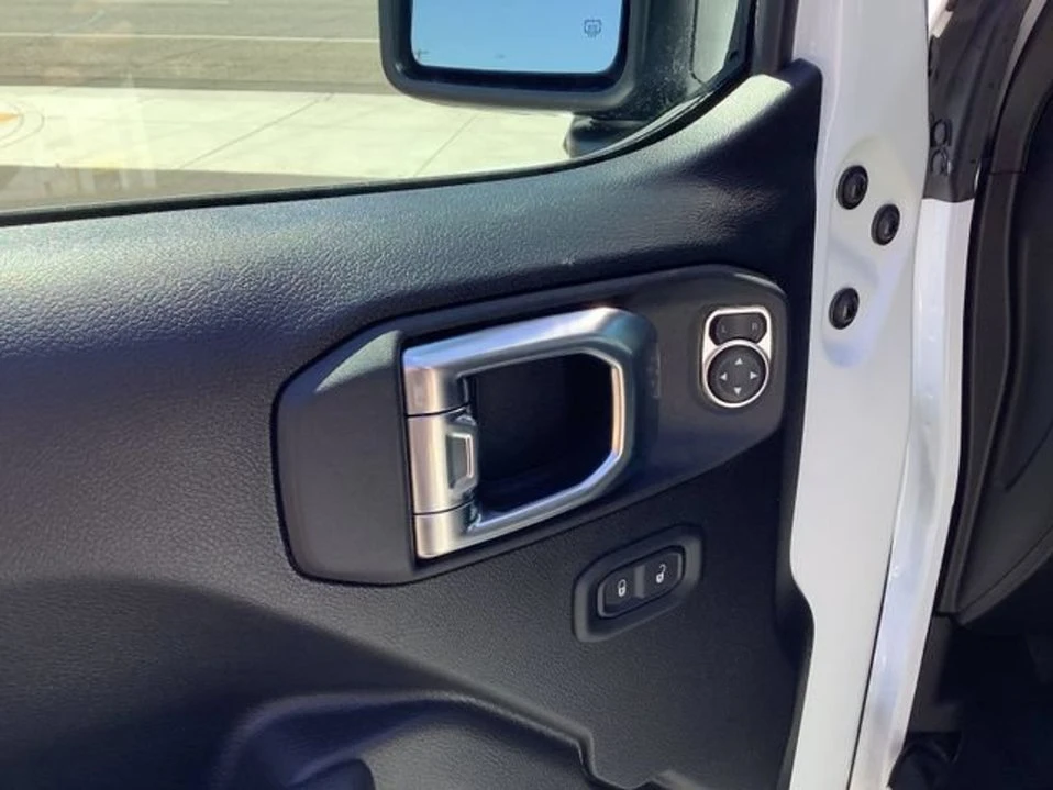 2026 Jeep JT Gladiator - Image 9 of 9