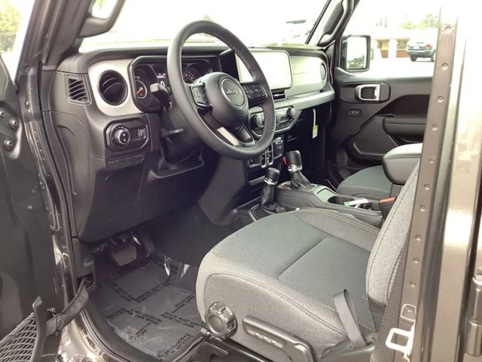 2026 Jeep JT Gladiator - Image 4 of 9