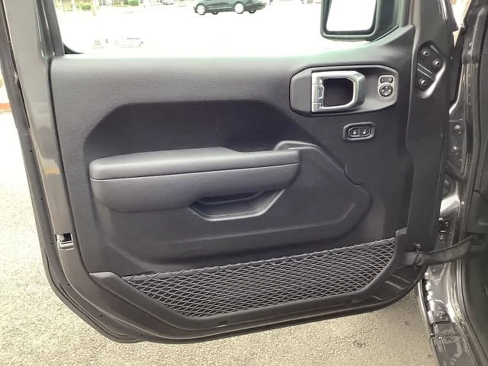 2026 Jeep JT Gladiator - Image 6 of 9