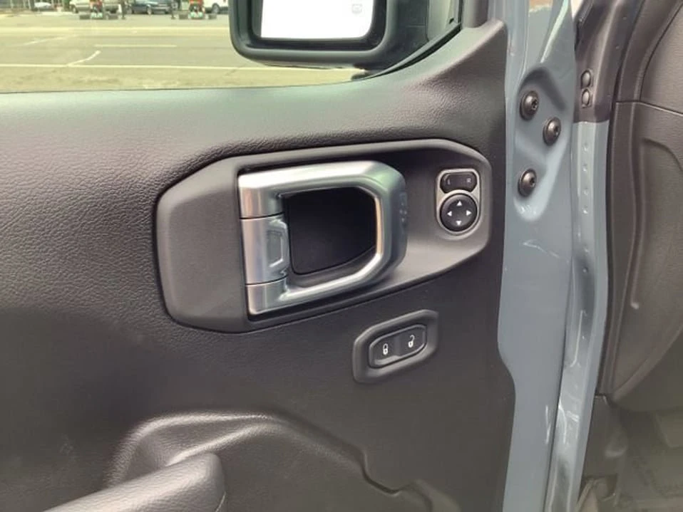 2026 Jeep JT Gladiator - Image 3 of 9