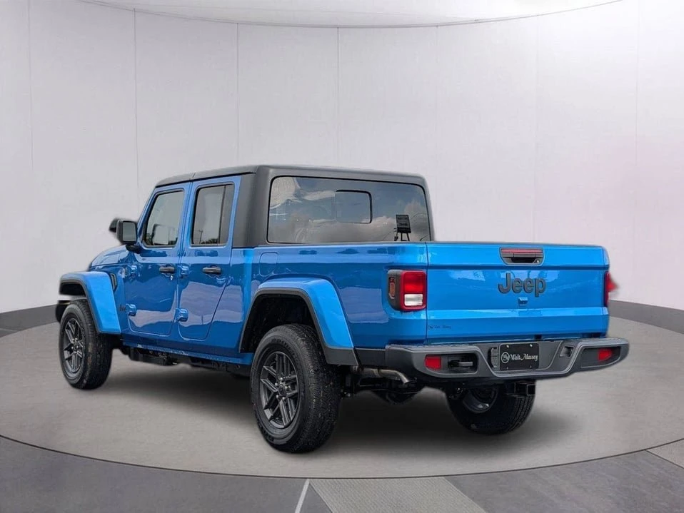 2026 Jeep JT Gladiator - Image 3 of 10