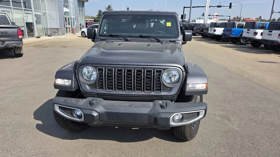 2026 Jeep JT Gladiator - Image 2 of 8