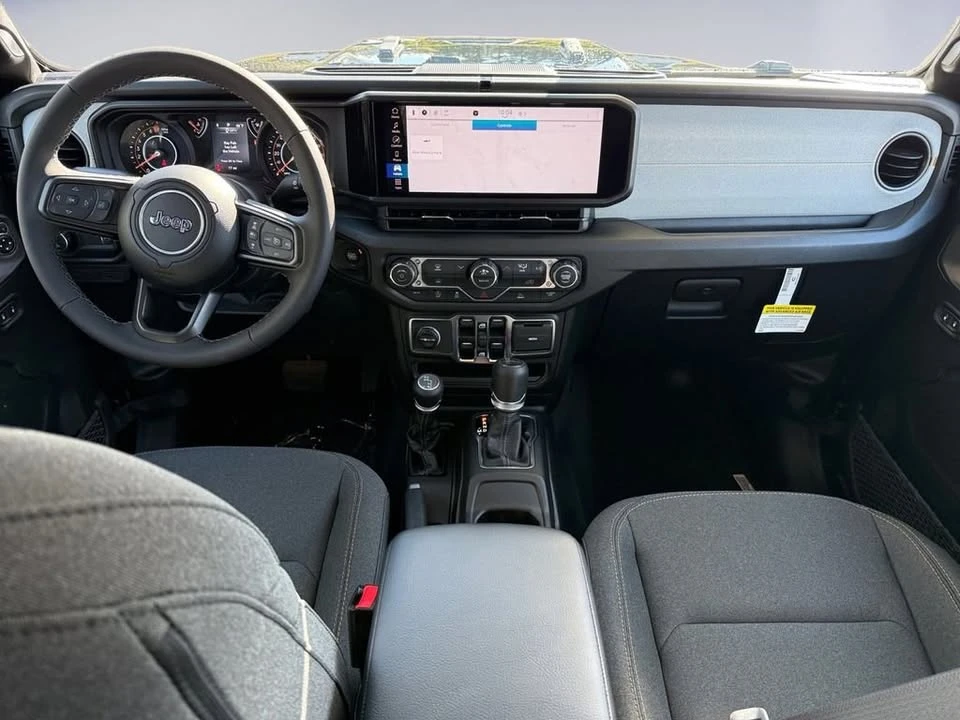 2026 Jeep JT Gladiator - Image 13 of 20