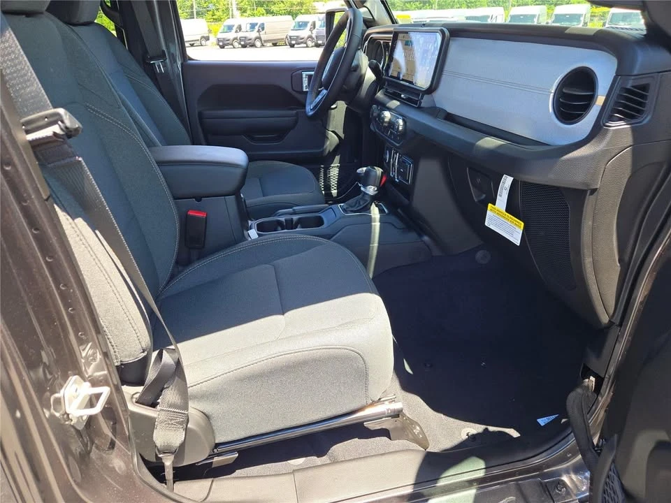 2026 Jeep JT Gladiator - Image 6 of 20