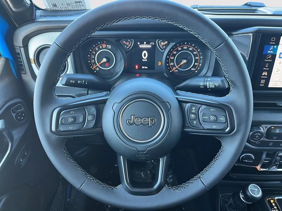2026 Jeep JT Gladiator - Image 15 of 20