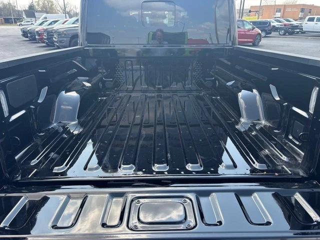 2026 Jeep JT Gladiator - Image 9 of 20