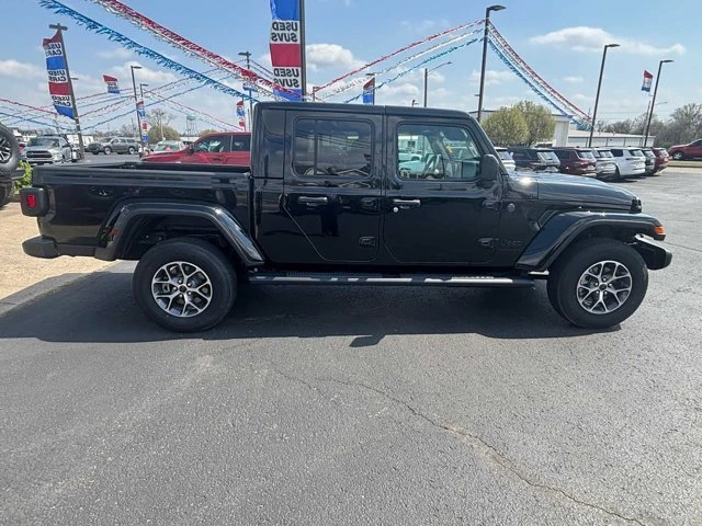 2026 Jeep JT Gladiator - Image 8 of 20
