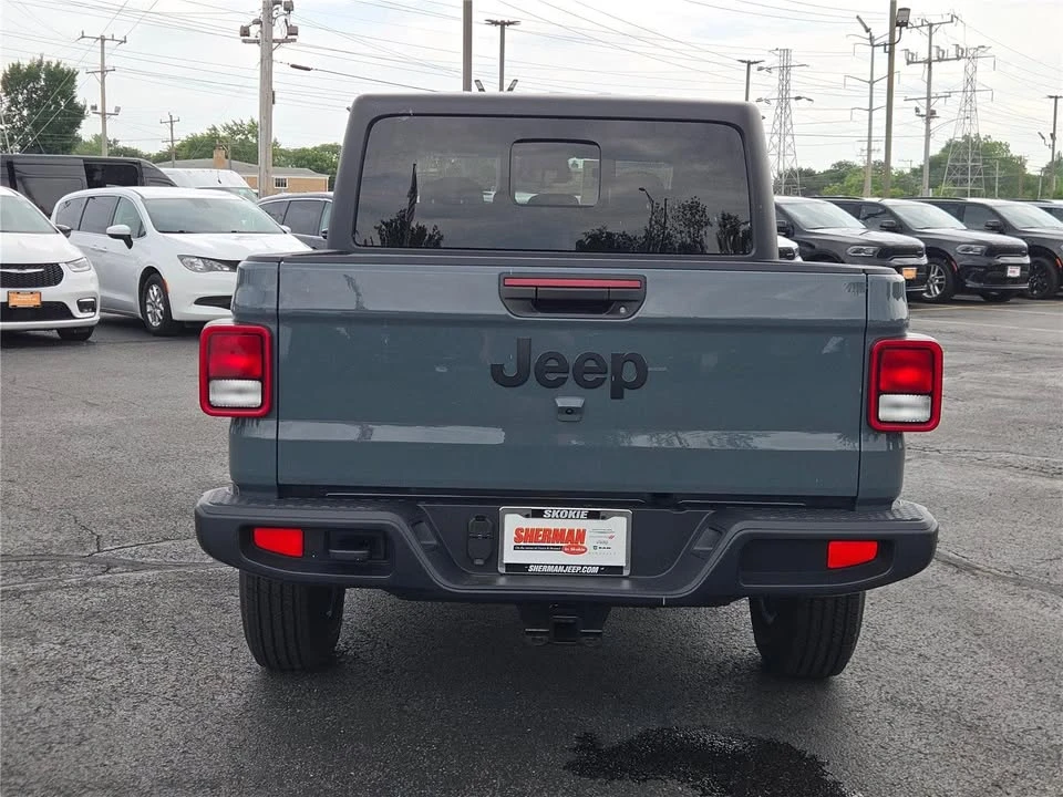 2026 Jeep JT Gladiator - Image 18 of 20
