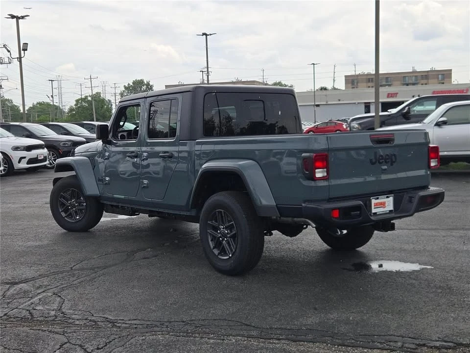 2026 Jeep JT Gladiator - Image 19 of 20