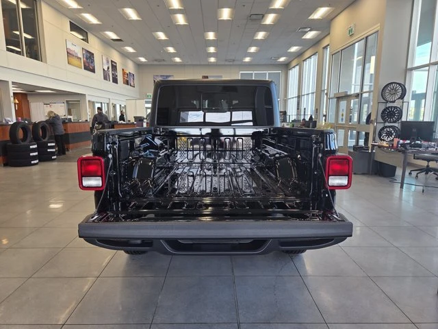 2026 Jeep JT Gladiator - Image 5 of 17
