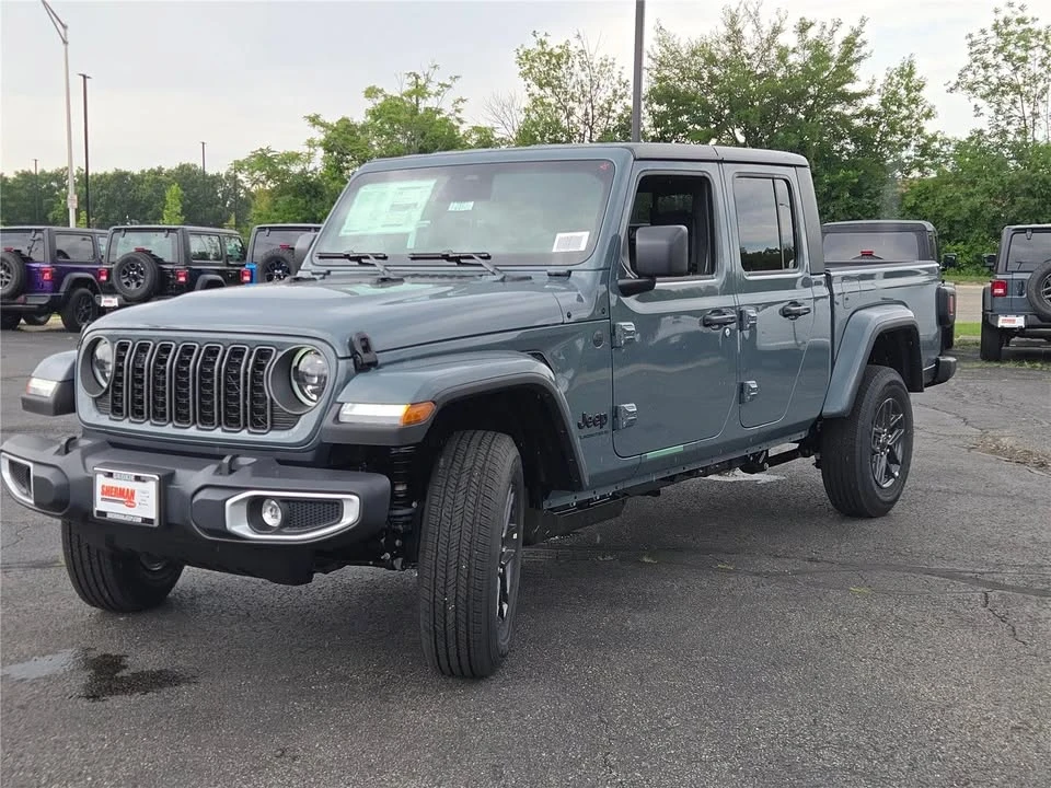 2026 Jeep JT Gladiator - Image 2 of 20