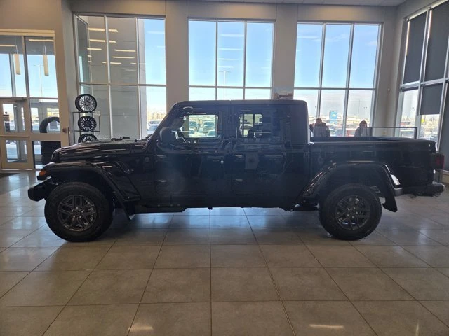 2026 Jeep JT Gladiator - Image 7 of 17