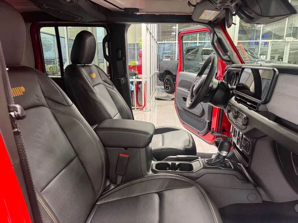 2026 Jeep JT Gladiator - Image 7 of 10