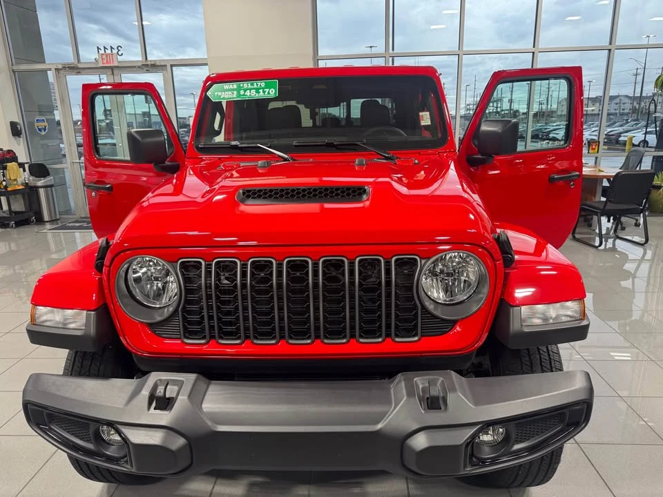2026 Jeep JT Gladiator - Image 2 of 10