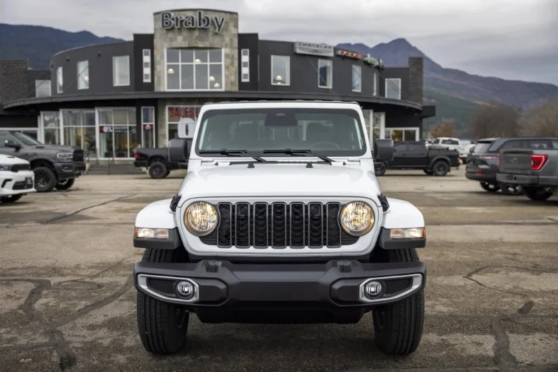 2026 Jeep JT Gladiator - Image 3 of 20