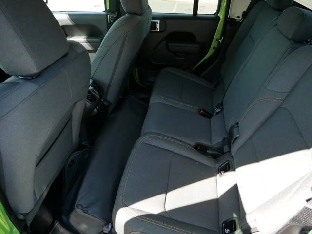 2026 Jeep JT Gladiator - Image 12 of 15