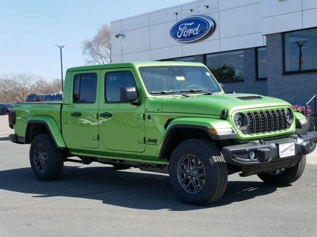 2026 Jeep JT Gladiator - Image 2 of 15
