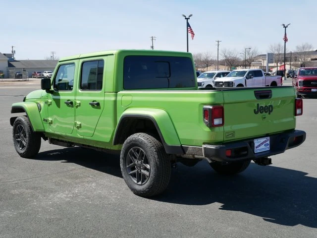 2026 Jeep JT Gladiator - Image 6 of 15