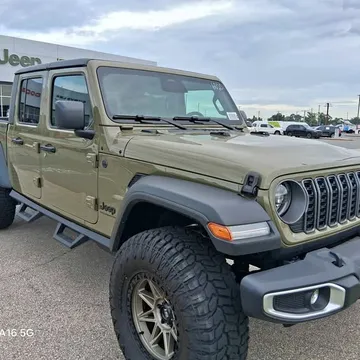 2026 Jeep Gladiator Sport S