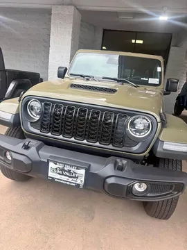 2026 Jeep Gladiator Sport S Pickup 4D 5 ft