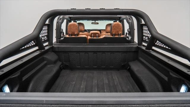 2026 Jeep JT Gladiator - Image 12 of 31