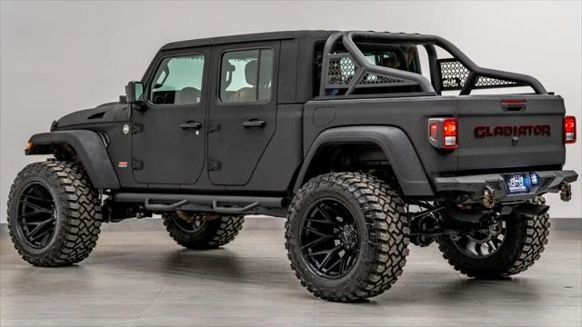 2026 Jeep JT Gladiator - Image 9 of 31