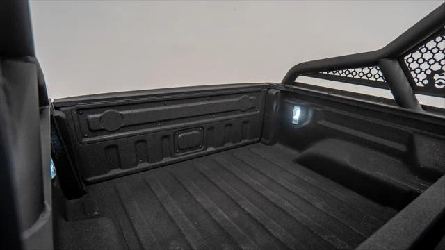 2026 Jeep JT Gladiator - Image 13 of 31