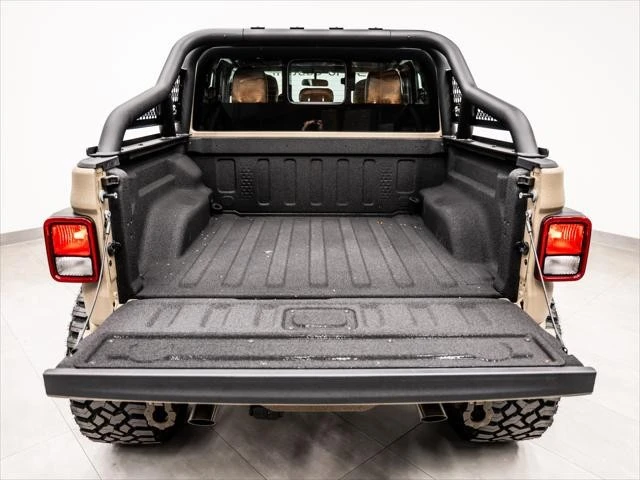 2026 Jeep JT Gladiator - Image 14 of 31