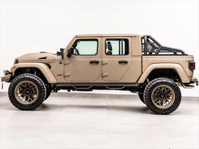 2026 Jeep JT Gladiator - Image 10 of 31