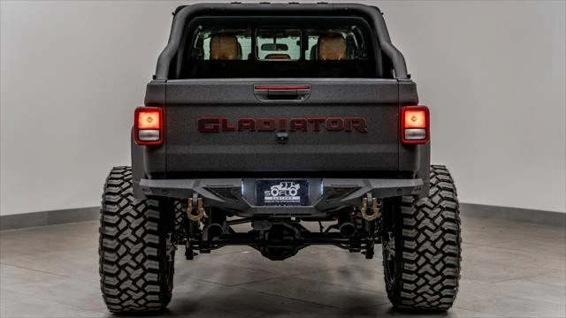 2026 Jeep JT Gladiator - Image 11 of 31