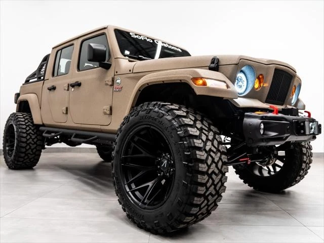 2026 Jeep JT Gladiator - Image 9 of 31