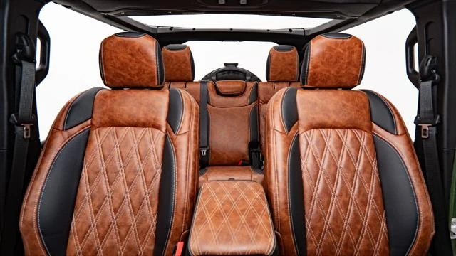 2026 Jeep JT Gladiator - Image 16 of 24