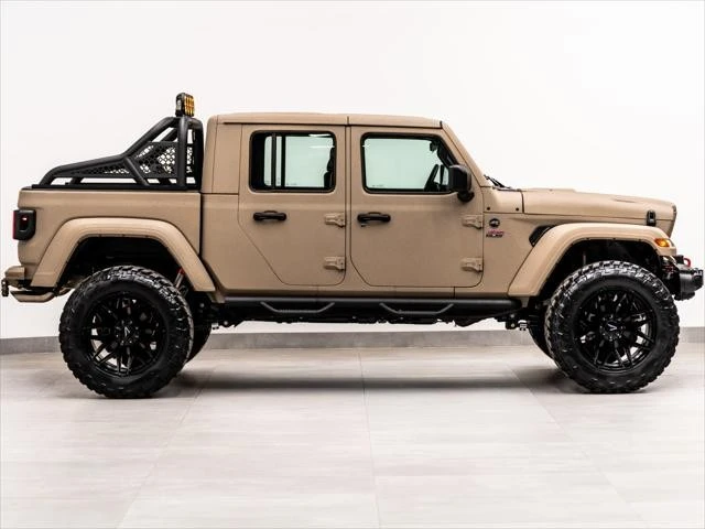 2026 Jeep JT Gladiator - Image 7 of 31