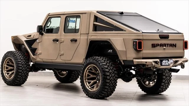 2026 Jeep JT Gladiator - Image 15 of 31