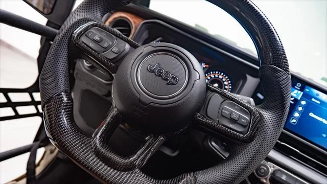 2026 Jeep JT Gladiator - Image 23 of 31