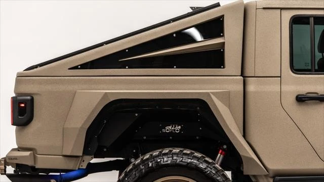 2026 Jeep JT Gladiator - Image 8 of 31