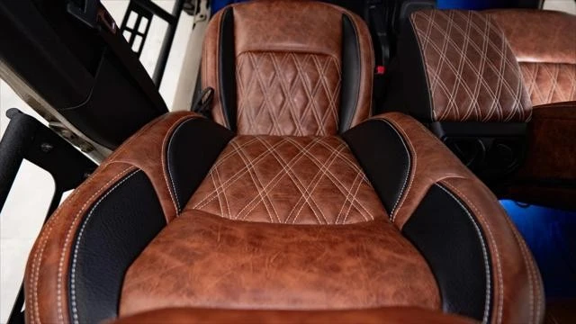 2026 Jeep JT Gladiator - Image 30 of 31