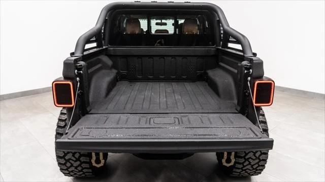 2026 Jeep JT Gladiator - Image 15 of 31