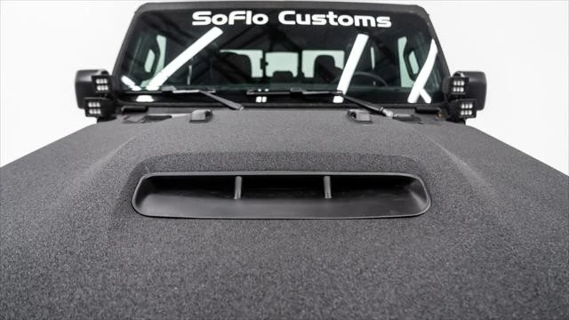 2026 Jeep JT Gladiator - Image 23 of 31