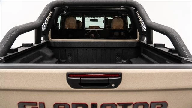 2026 Jeep JT Gladiator - Image 10 of 31
