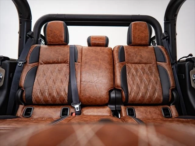 2026 Jeep JT Gladiator - Image 18 of 31