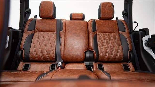 2026 Jeep JT Gladiator - Image 20 of 31